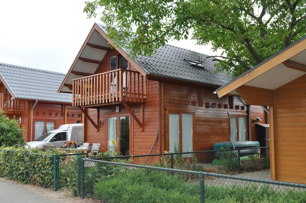 Thuiskomen, Genieten Aan Het Water Villa Maaseik Exterior photo